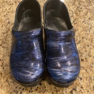 Dansko Clogs 37